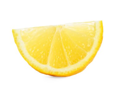 Beyaza izole edilmiş taze limon dilimi