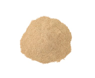 Beslenme lifleri. Üst görünümde beyaza izole edilmiş Psyllium kabuk tozu yığını.
