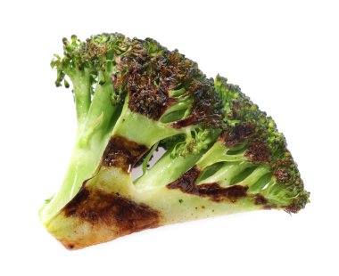 Beyaz üzerine izole edilmiş ızgara yeşil brokoli.