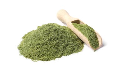 Buğday tozu ve kepçe beyaz üzerine izole edilmiş