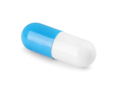 Beyaza izole edilmiş bir antibiyotik hapı. Tıbbi tedavi