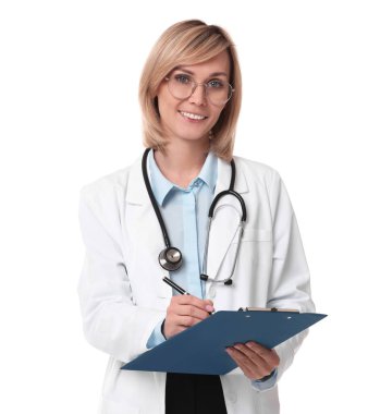 Beyaz arka planda pano ile gülümseyen doktor