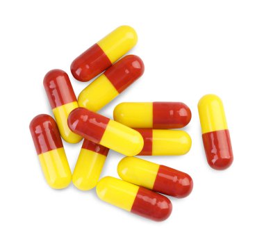 Birçok antibiyotik hapı beyaza izole edilmiş.
