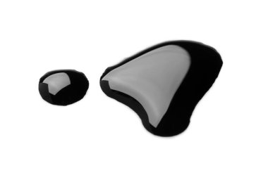 Beyaz üzerine izole edilmiş siyah yağ damlaları