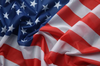 Arka plan olarak ABD bayrağı, üst görünüm