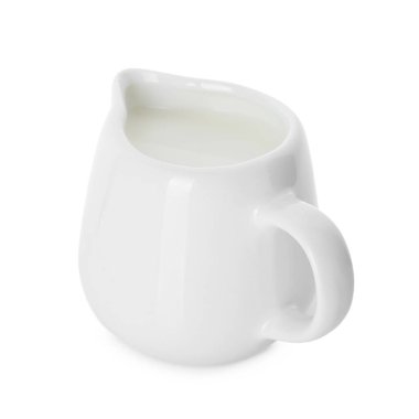 Bir sürahi taze süt izole edilmiş beyaz