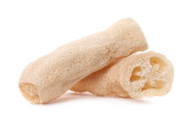 Lif süngerleri beyaza izole edilmiş. Kişisel hijyen ürünleri