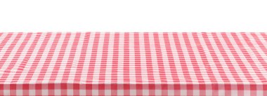 Masada beyaz arkaplana karşı piknik masa örtüsü