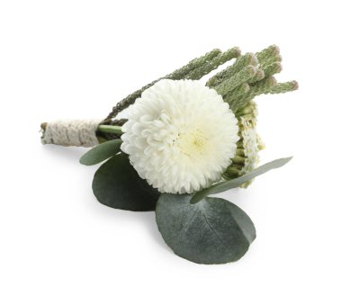 Küçük şık bir yaka çiçeği, beyaza izole edilmiş.