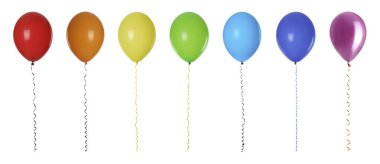Beyaz üzerine izole edilmiş farklı renkte balonlar, koleksiyon