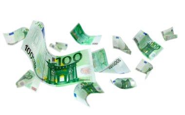 Beyaz arkaplanda çok sayıda euro banknotları