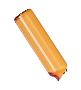 Beyazda izole edilmiş boş cam ampulü aç