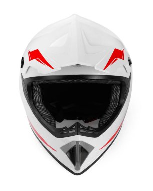 Yeni modern motosiklet kaskı beyaz üzerine izole edildi