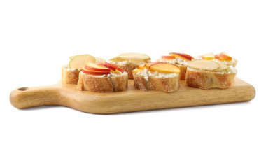 Lezzetli ricotta bruschetta armut ve kayısı ile beyaz üzerine izole