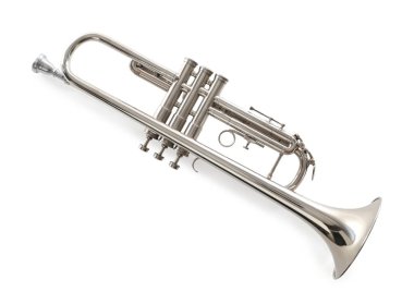 Parlak trompet beyaz, üst görüş izole. Rüzgar müzik aleti