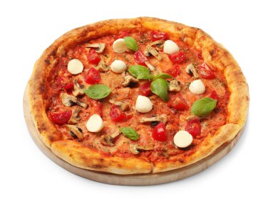 Fesleğenli, mantarlı, mozarellalı ve domatesli leziz pizza.