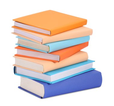 Beyaza izole edilmiş renkli kitap yığını