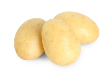Beyaz üzerine izole edilmiş üç taze patates