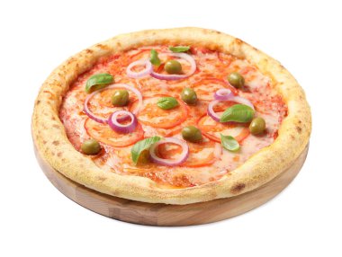 Lezzetli vejetaryen pizza ve taze fesleğen.