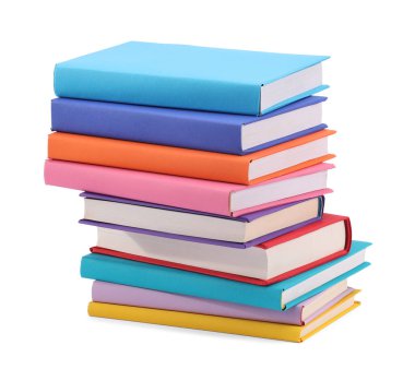 Beyaza izole edilmiş renkli kitap yığını