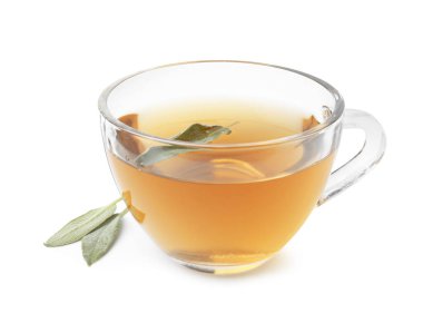 Aromatik bitkisel çay ve beyaz adaçayı.