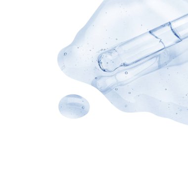 Beyaz arka planda açık mavi kozmetik yağlı damlatıcı