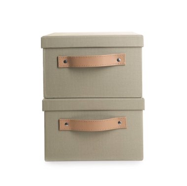 Beyaza izole edilmiş iki gri kutu.