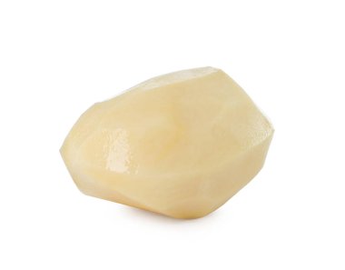 bir taze Çiğ patates üzerinde beyaz izole