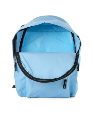 Beyaz üzerine izole edilmiş açık mavi sırt çantası