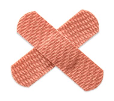 Tıbbi yapıştırıcı bandajlar beyaz, üst görünümde izole