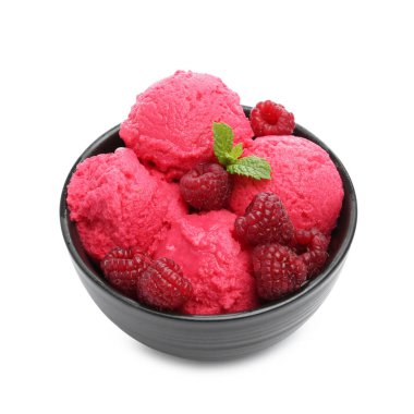 Lezzetli ahududu şerbeti, taze böğürtlen ve nane şekeri.