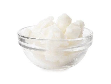 Shea yağı üzerinde beyaz izole kase