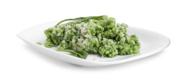 Parmesanlı peynirli ve beyaza ayrılmış lezzetli ıspanaklı risotto.