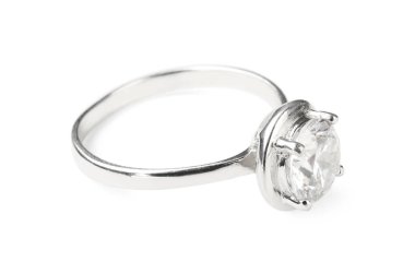 Güzel bijouterie. Beyaz renkte izole edilmiş şık bir halka