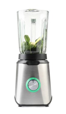 Buzlu içecek içerikli modern karıştırıcı beyaz üzerine izole edilmiş