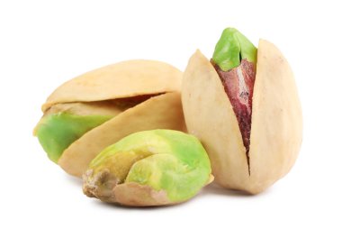 Üç lezzetli fıstıklı fındık.