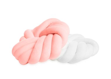 Beyaz düğümler şeklinde iki yumuşak renk yastığı.