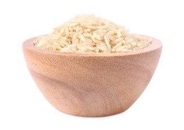 Beyaz kasede çiğ pirinç.