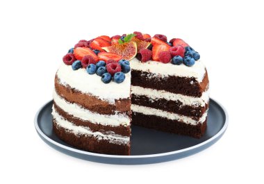 Lezzetli çikolatalı sünger keki beyaza izole edilmiş dutlarla kes