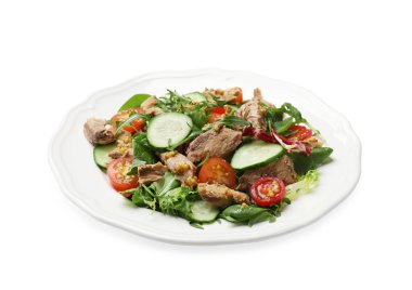 Lezzetli taze ton balığı salatası.