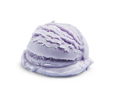 Bir kepçe leziz dondurma beyazda izole edilmiş.