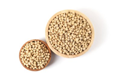 Beyaz tencerelerde soya fasulyesi, üst manzara.