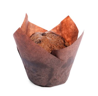 Çikolata parçalı tatlı kek, beyaza izole edilmiş.