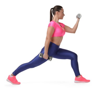 beyaz zemin üzerine dumbbells ile egzersiz kadın