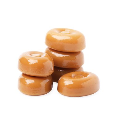 Beyaz üzerine izole edilmiş lezzetli sert şekerleme.