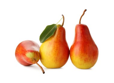 Taze olgun sulu armut beyaz izole