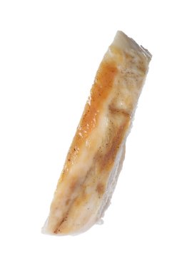 Beyaza izole edilmiş ızgara tavuk eti.