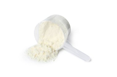 Protein tozu ve üzerinde beyaz izole Kepçe