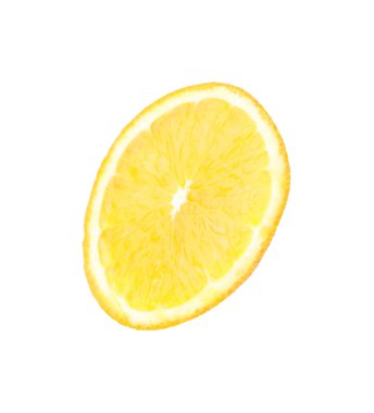 Beyaza izole edilmiş sulu portakal dilimi.