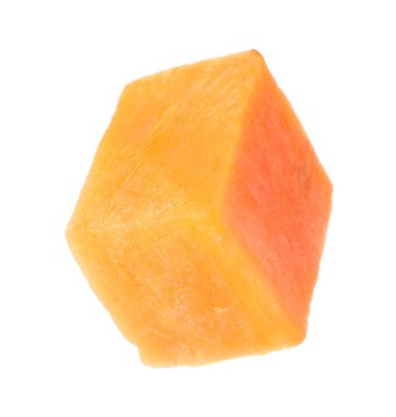 Taze olgun havuç parçası beyazda izole edilmiş.